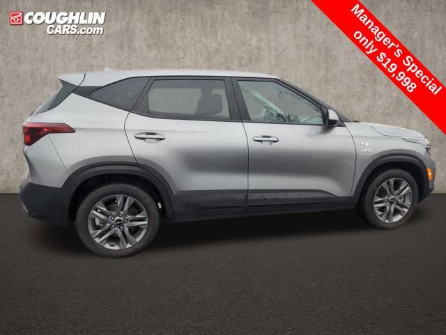 Used 2023 Kia Seltos LX image 8