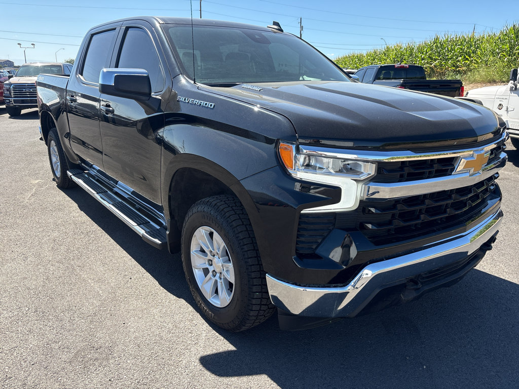 Used 2023 Chevrolet Silverado 1500 LT AWD/4WD image 7