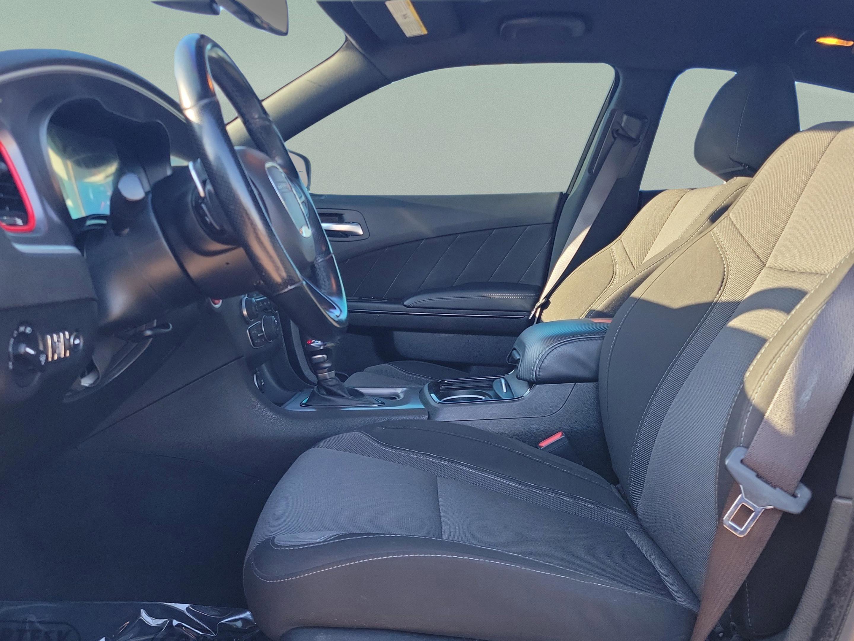 Used 2022 Dodge Charger SXT w/ Blacktop Package image 20