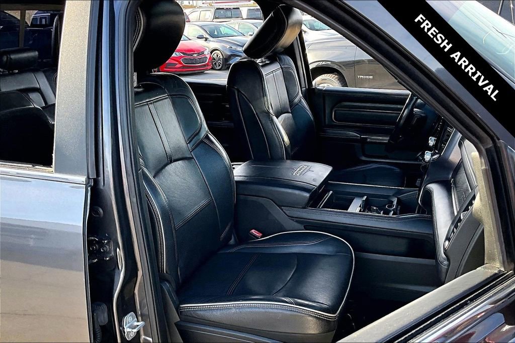 Used 2019 RAM 3500 Limited image 29