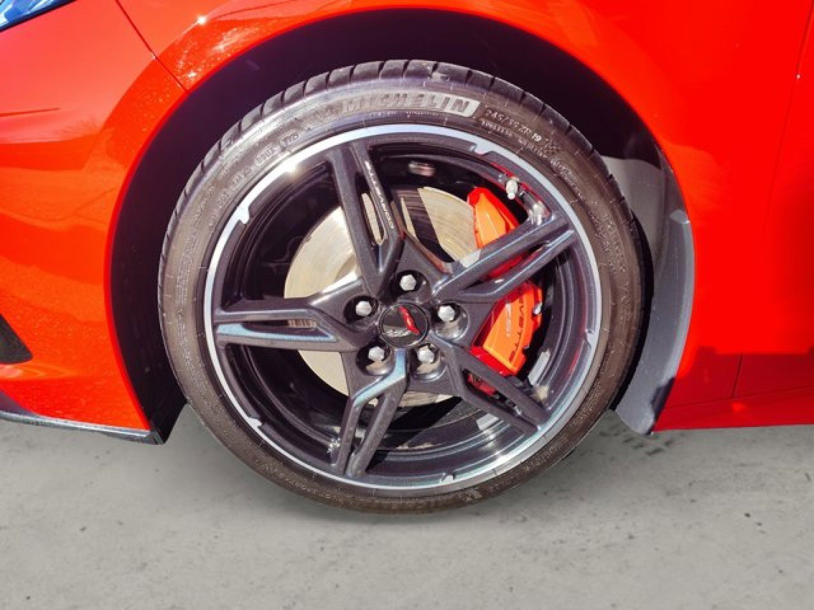 Used 2022 Chevrolet Corvette Stingray Coupe w/ Z51 Performance Package RWD image 10