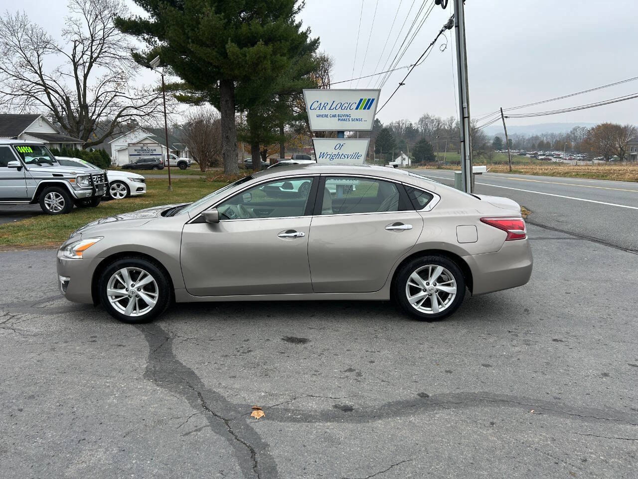 Used 2013 Nissan Altima 2.5 SV image 7