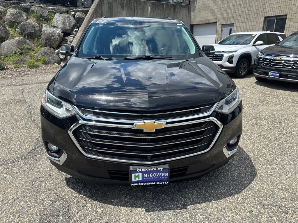 Used 2021 Chevrolet Traverse LT w/ LT Premium Package AWD/4WD image 10