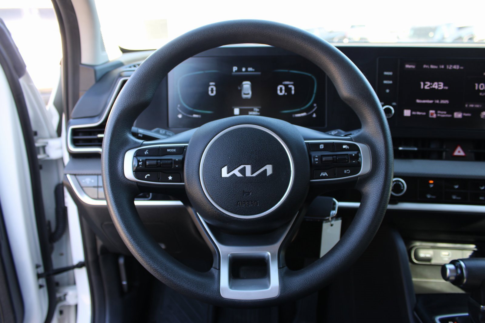 Used 2025 Kia Sportage LX image 14