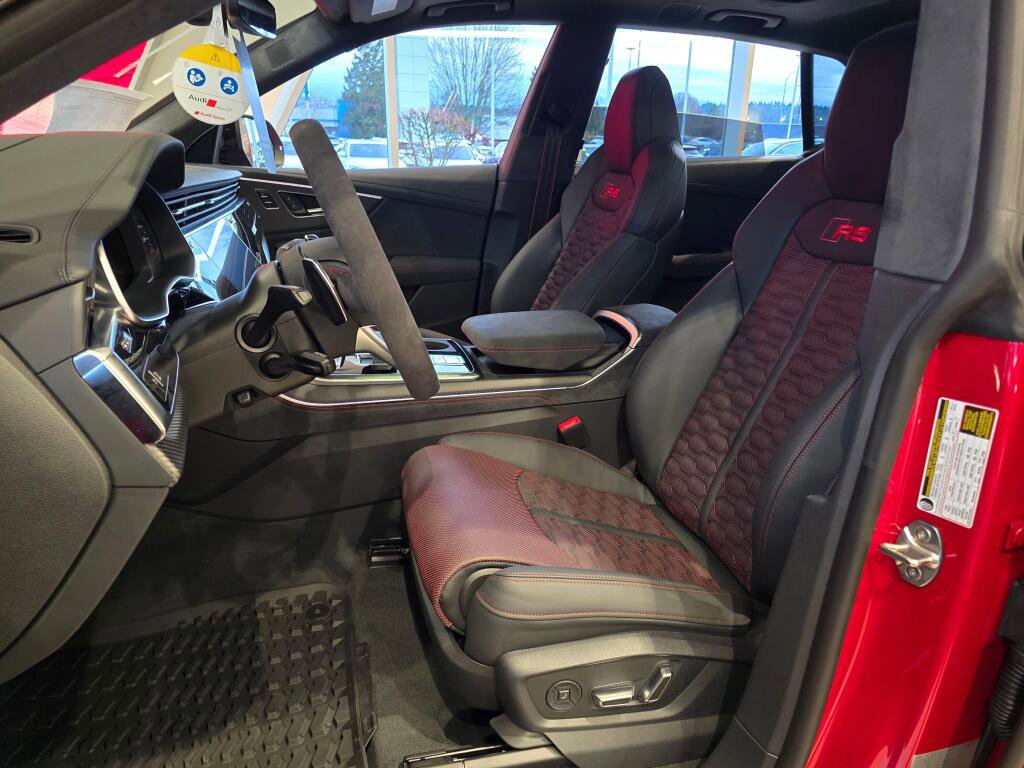 New 2026 Audi RS Q8 performance image 10