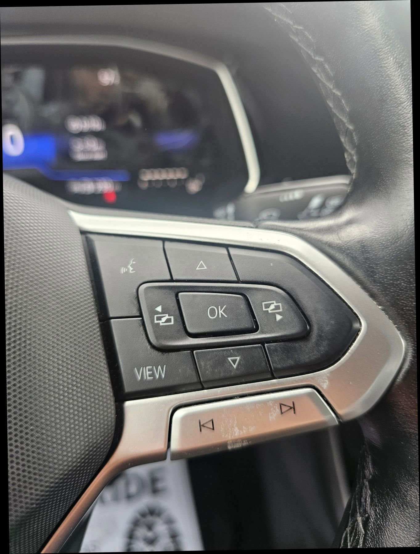 Used 2023 Volkswagen Jetta SE FWD image 14