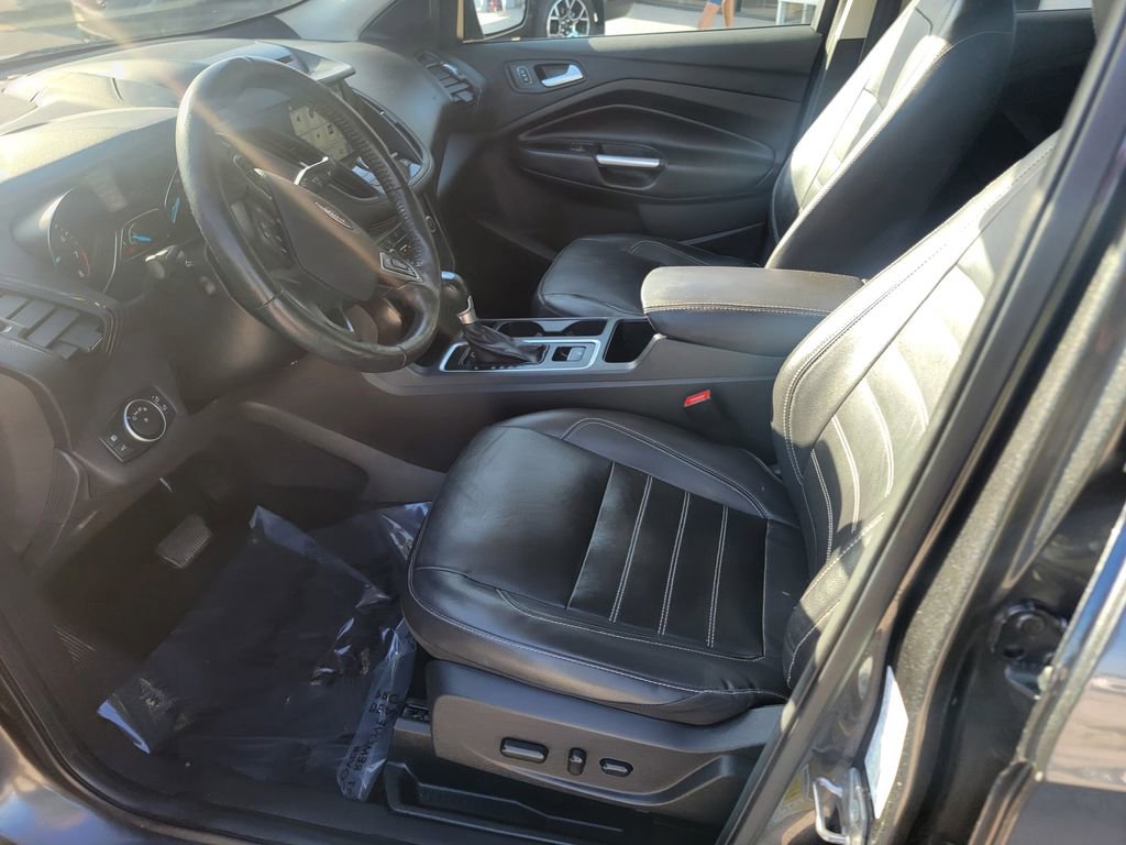 Used 2018 Ford Escape Titanium AWD/4WD image 11