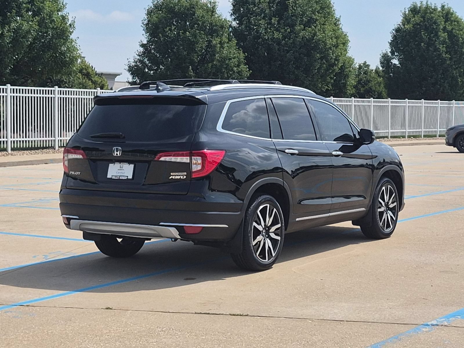 Certified 2022 Honda Pilot Touring image 6