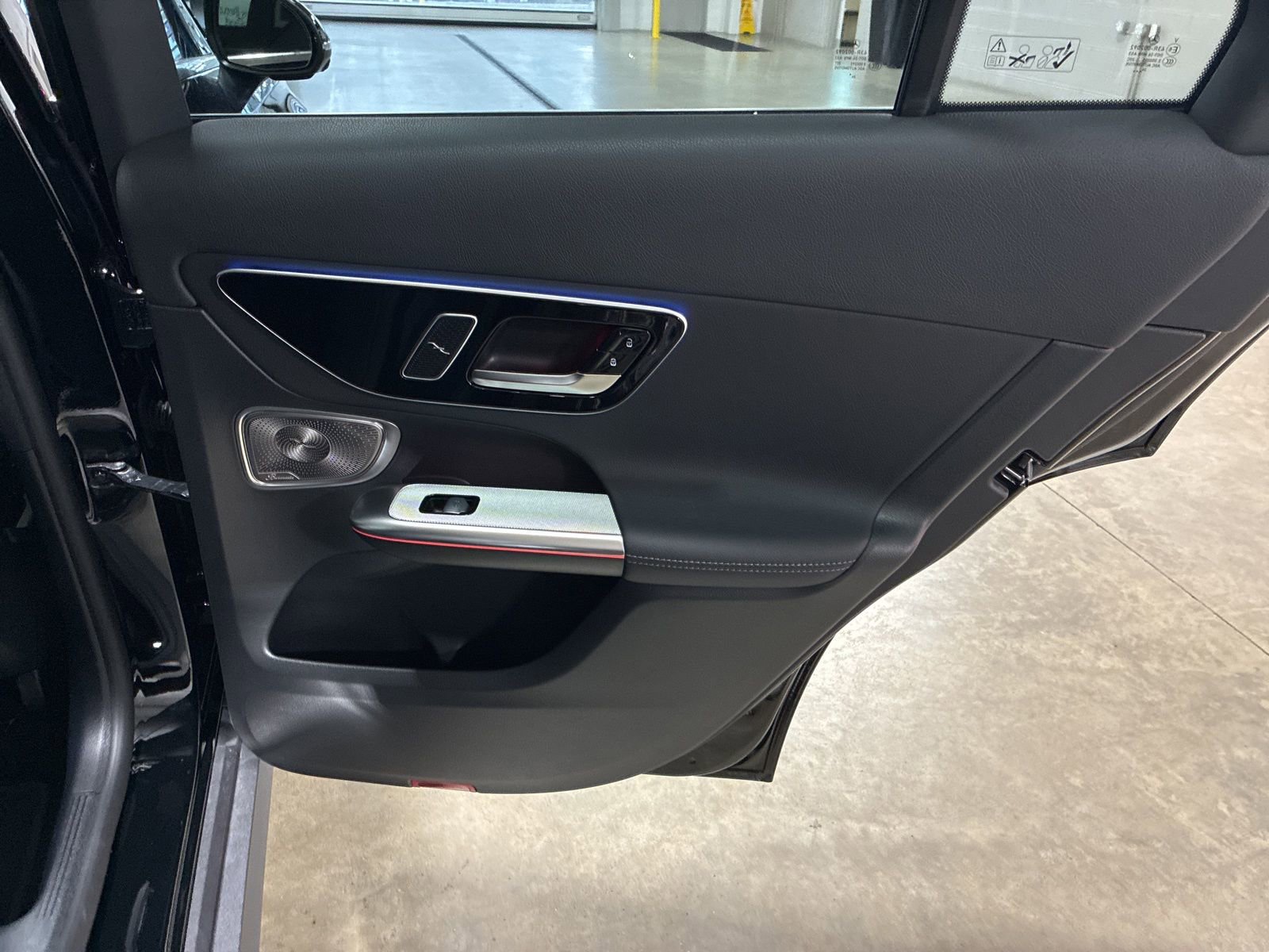 Used 2025 Mercedes-Benz GLC 300 GLC 300 image 24