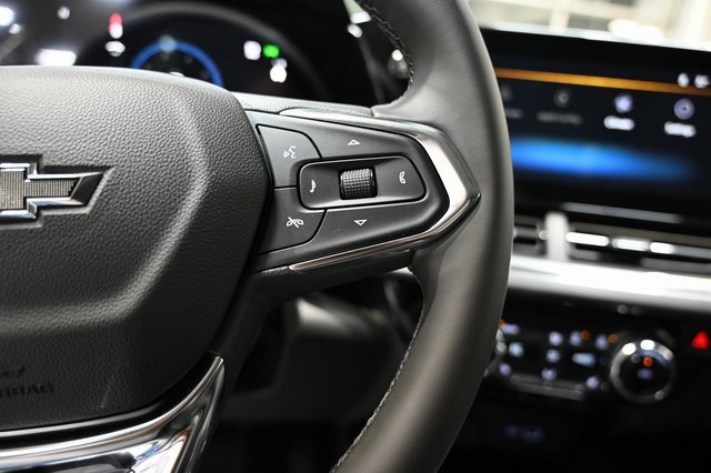 New 2026 Chevrolet Trax ACTIV w/ Sunroof Package image 24