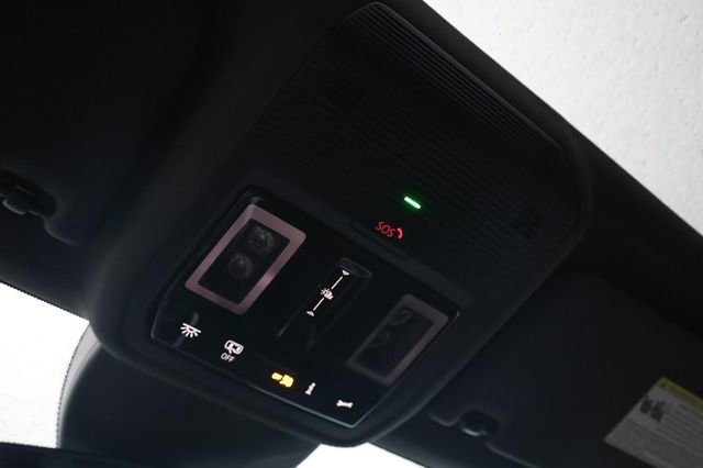 New 2025 Volkswagen ID.4 Pro S image 18