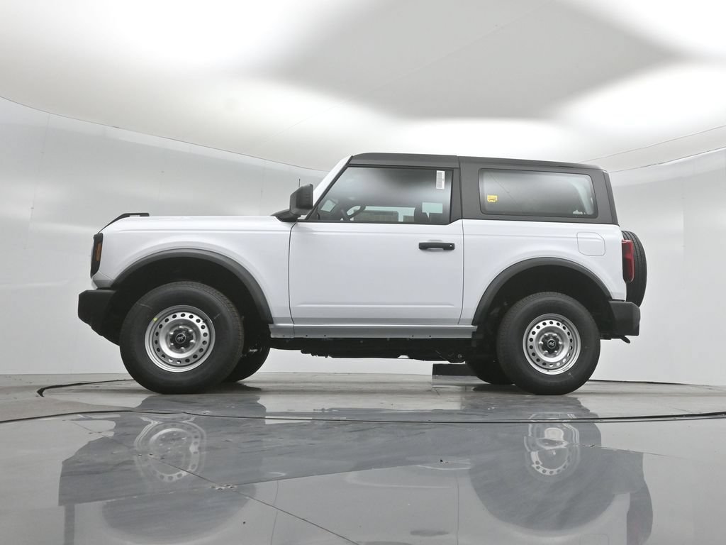 New 2026 Ford Bronco 2-Door AWD/4WD image 7