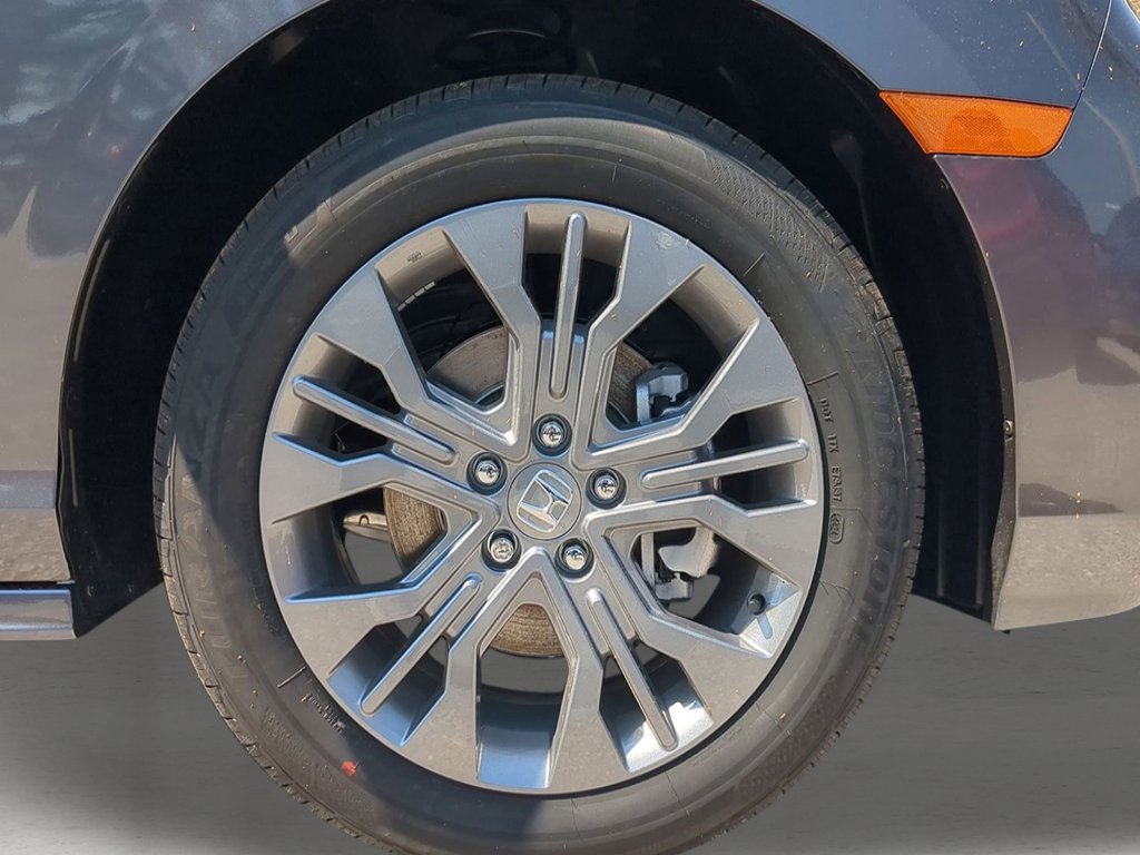 New 2027 Honda Odyssey Touring image 10