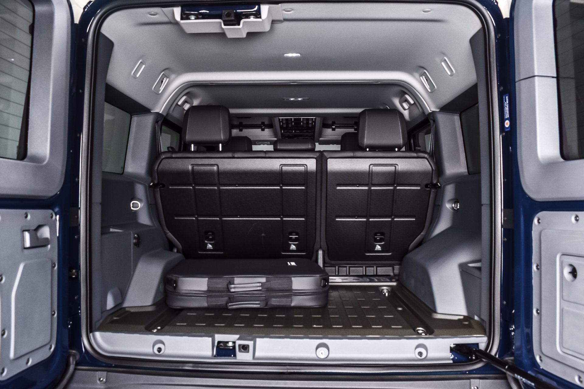 Used 2025 INEOS Grenadier Station Wagon AWD/4WD image 7
