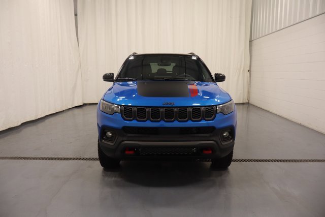 New 2026 Jeep Compass Trailhawk image 3