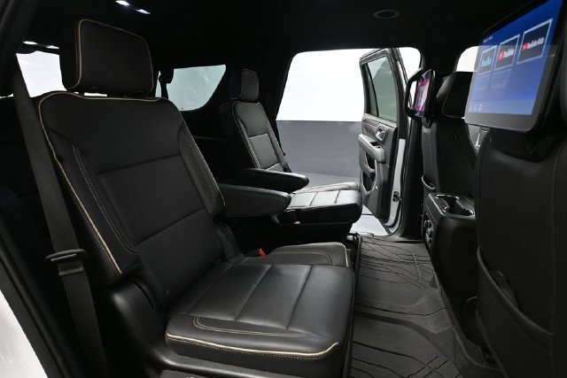 Used 2023 Chevrolet Tahoe Premier w/ Advanced Technology Package AWD/4WD image 41