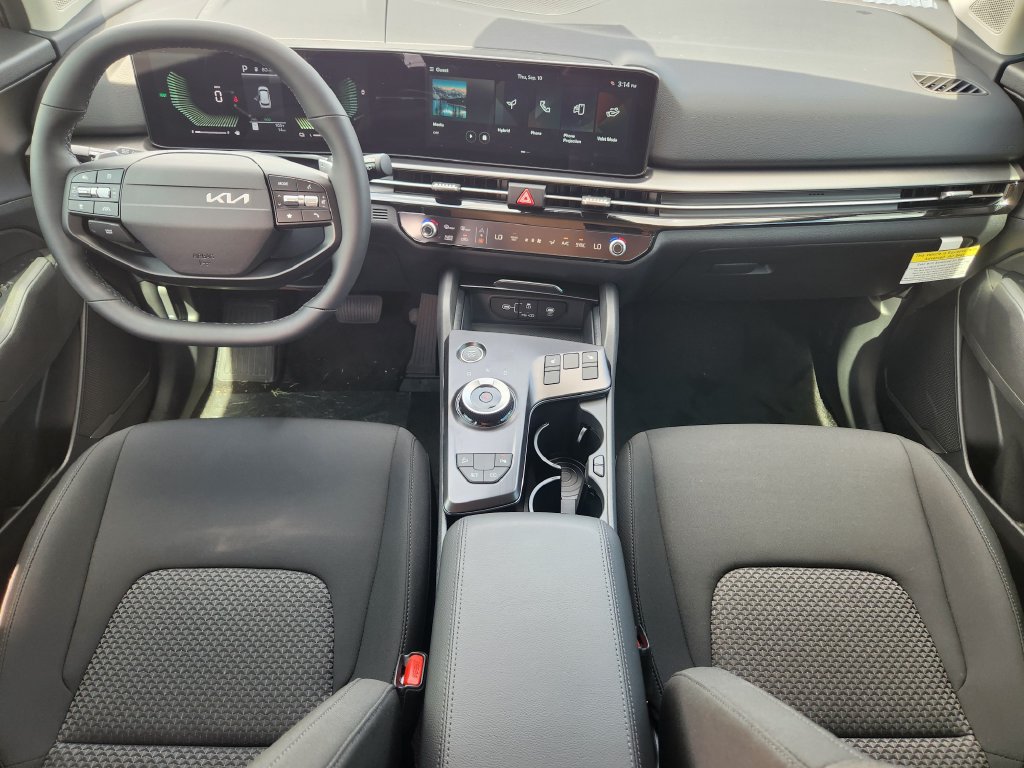 New 2027 Kia Sportage S FWD image 18