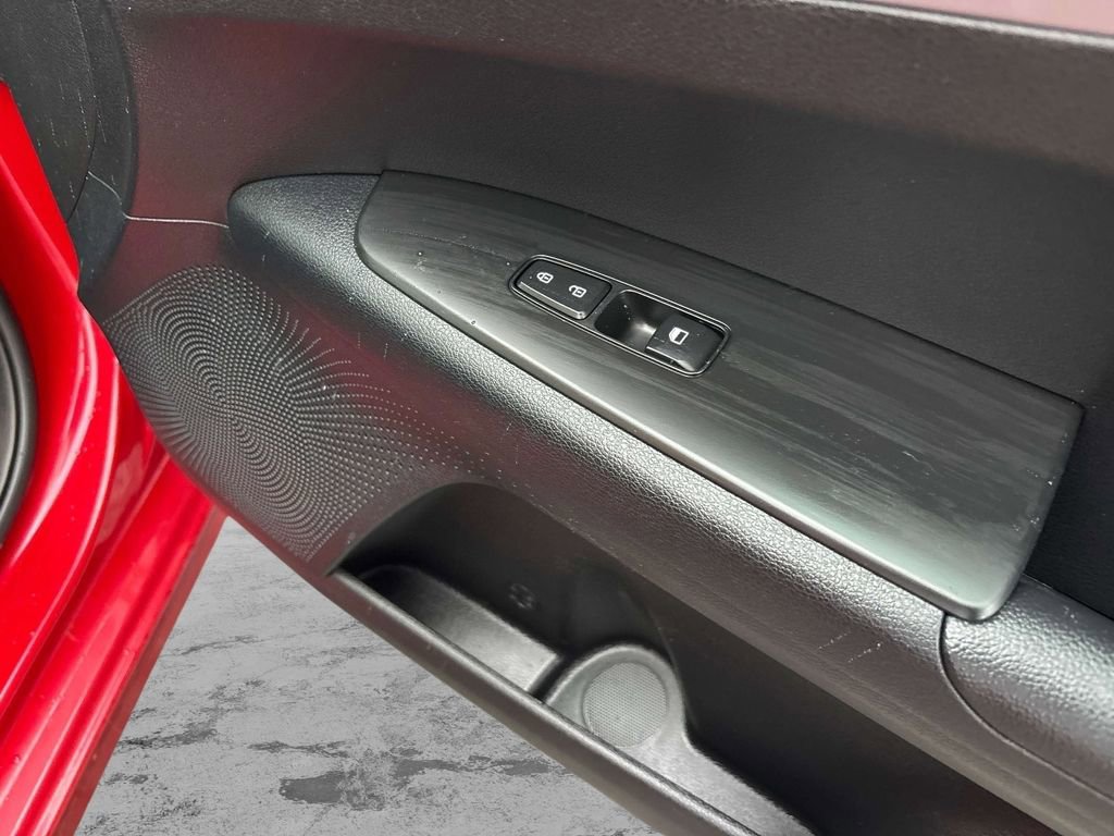 Used 2023 Kia Forte LXS image 14