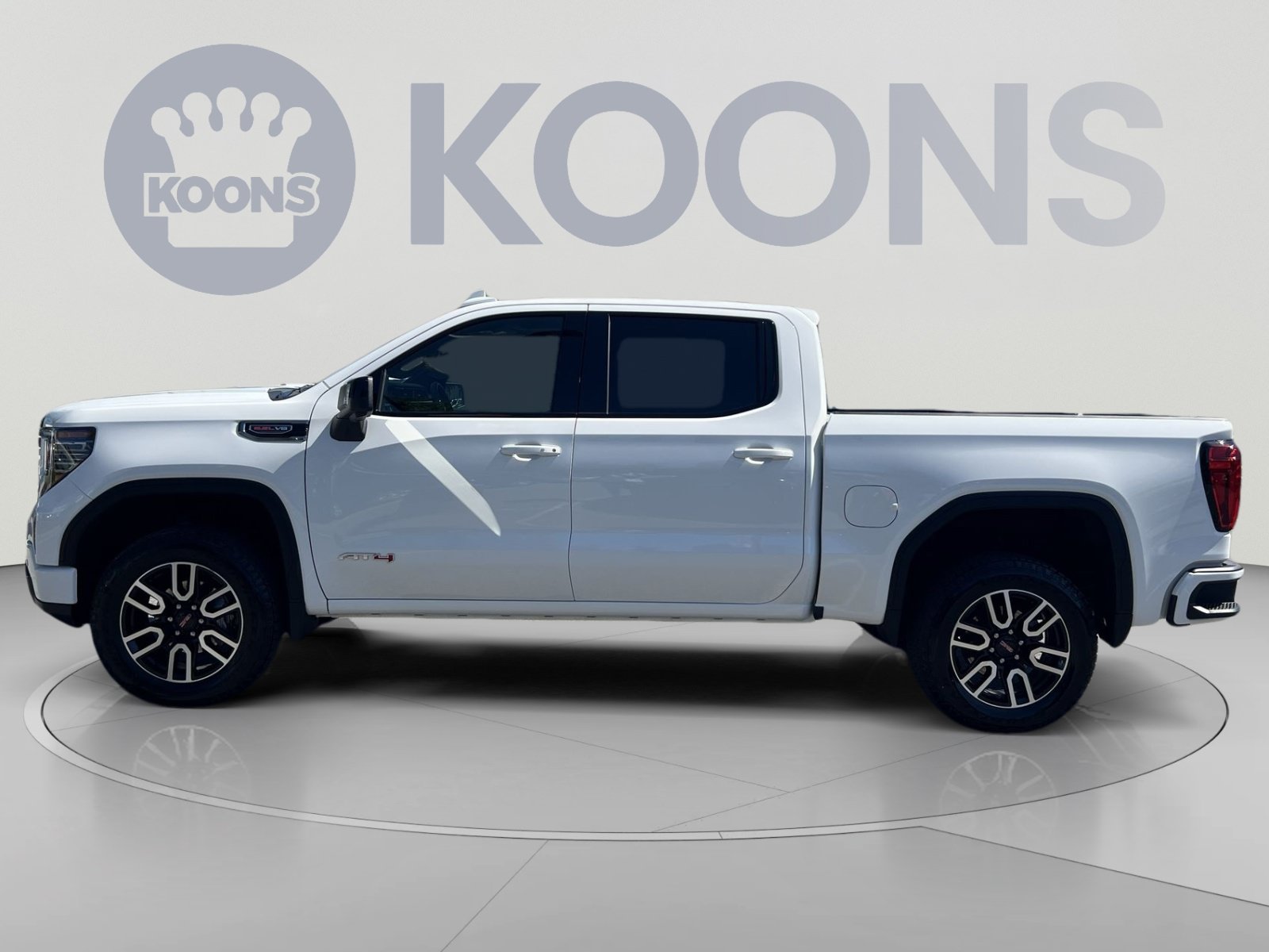 Used 2026 GMC Sierra 1500 AT4 w/ Technology Package AWD/4WD image 2