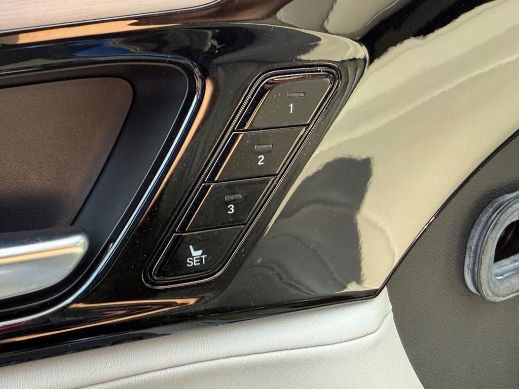 Certified 2023 Acura MDX SH-AWD w/ Technology Package image 20