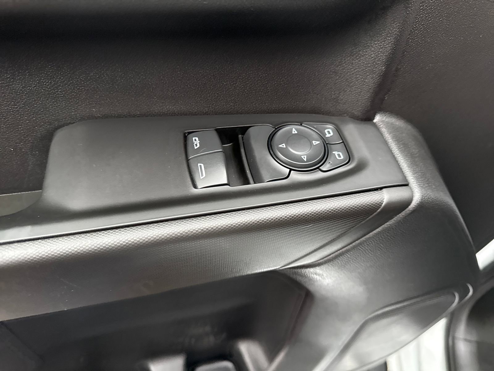 Used 2024 Chevrolet Silverado 1500 W/T w/ WT Value Package image 11