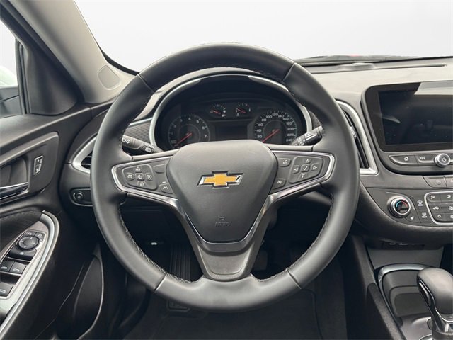 Used 2023 Chevrolet Malibu LT image 12