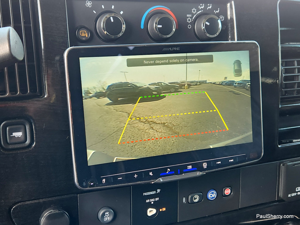 Used 2023 GMC Savana 2500 Extended RWD image 46