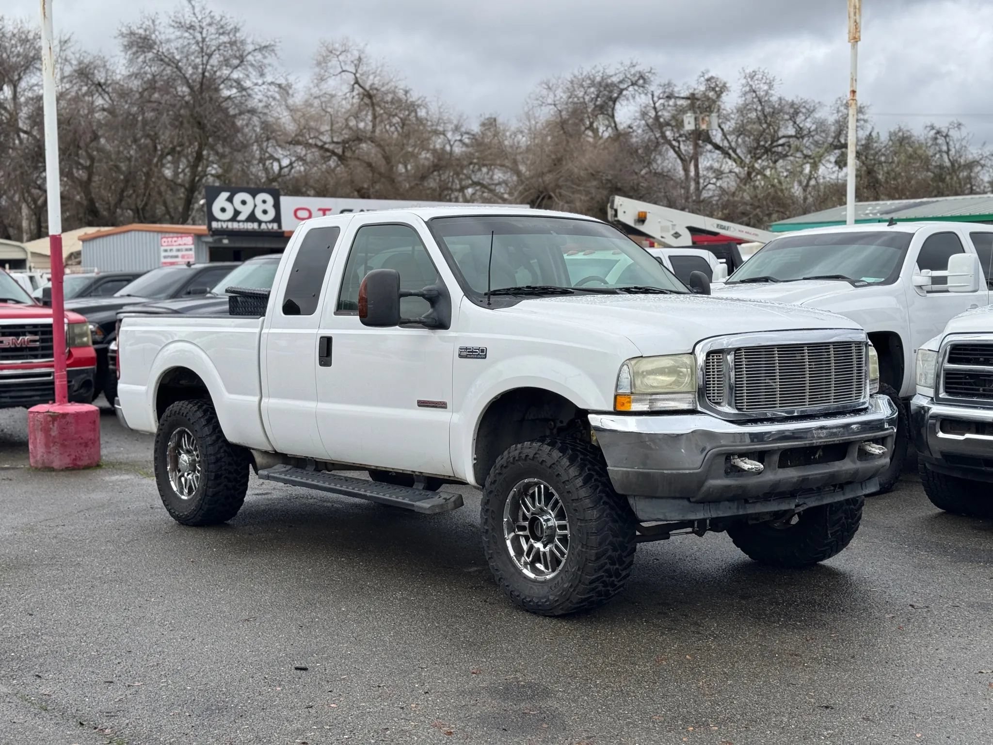Used 2004 Ford F250 Lariat AWD/4WD image 2