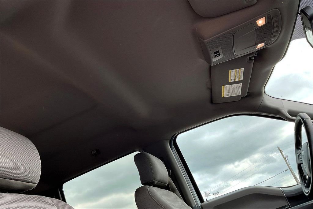 Used 2017 Ford F150 XLT w/ Equipment Group 302A Luxury image 16