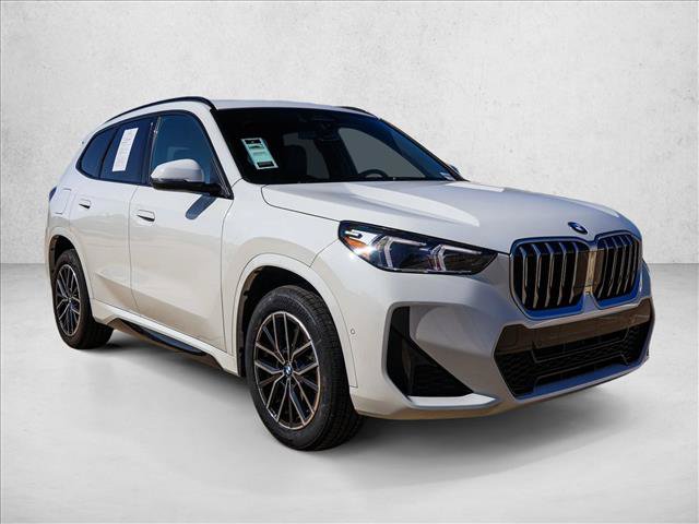 Used 2026 BMW X1 xDrive28i AWD/4WD image 3
