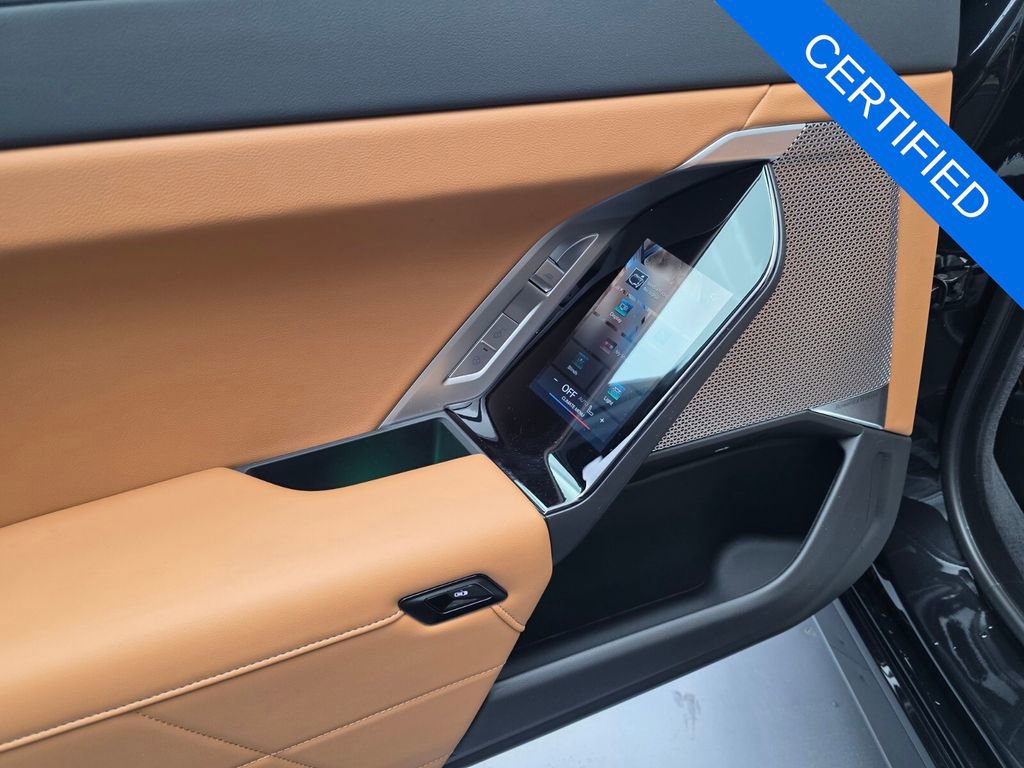 Used 2024 BMW 740i image 16