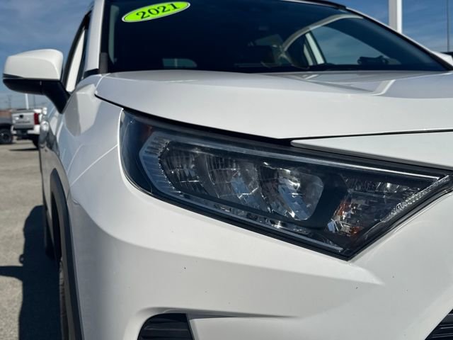 Used 2021 Toyota RAV4 XLE image 13