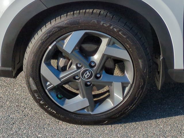 Certified 2022 Hyundai Venue Limited image 10