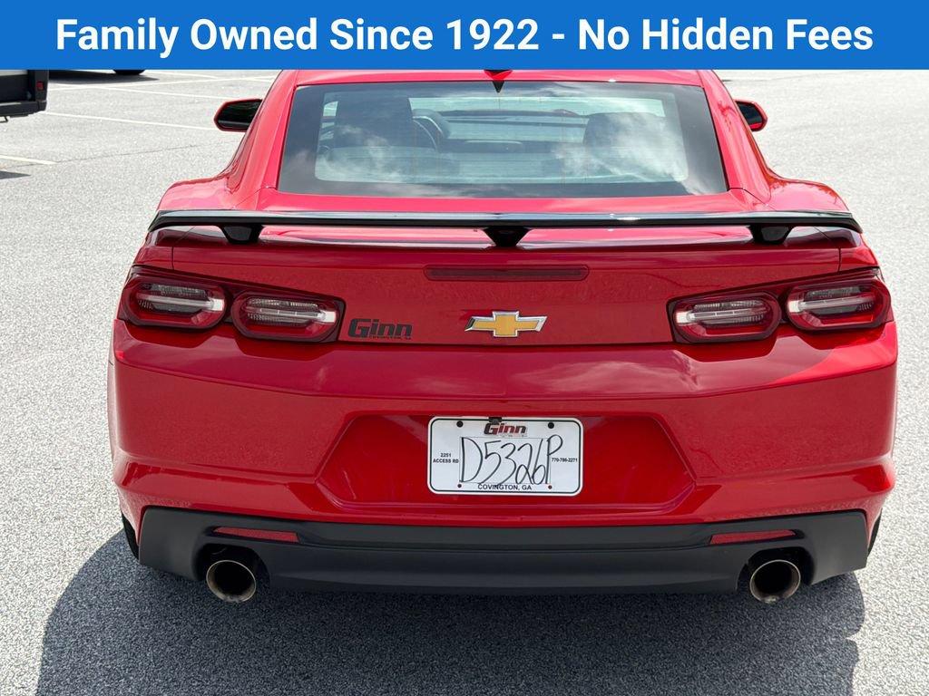 Used 2022 Chevrolet Camaro LT RWD image 6