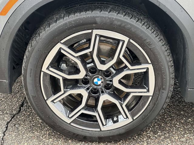 Certified 2025 BMW X2 xDrive28i w/ Premium Package image 14