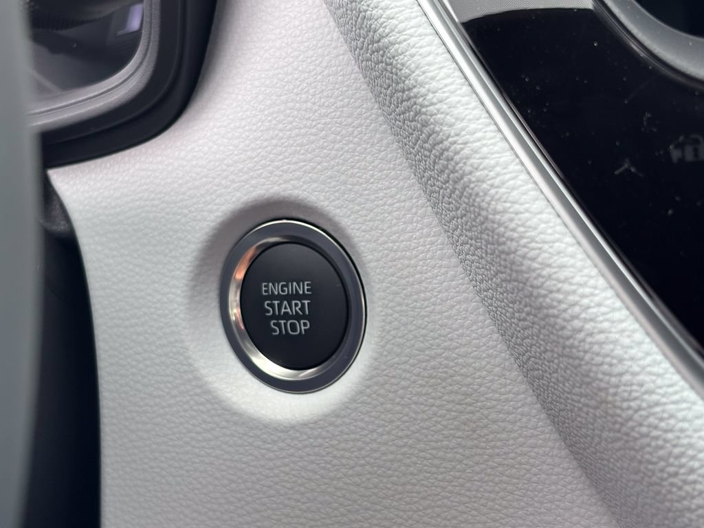 New 2026 Toyota Corolla SE FWD image 21