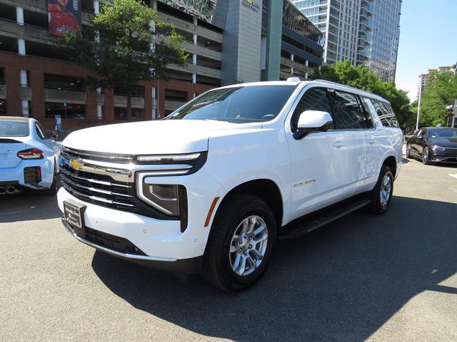 Used 2025 Chevrolet Suburban LT w/ Comfort Package