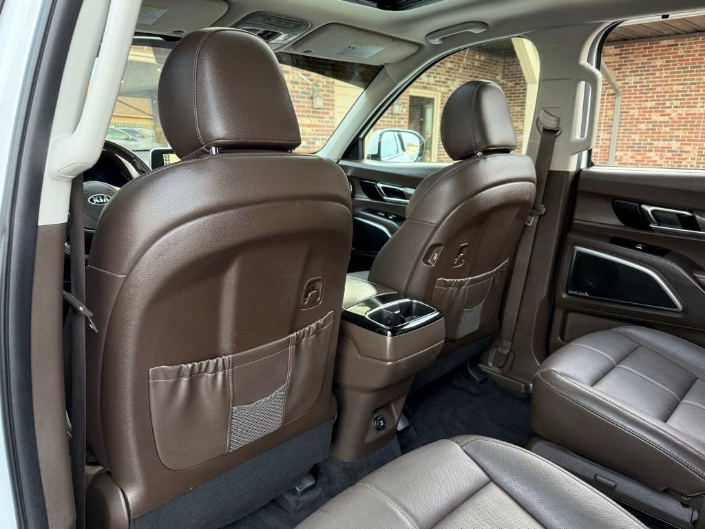 Used 2020 Kia Telluride SX w/ Towing Package image 17