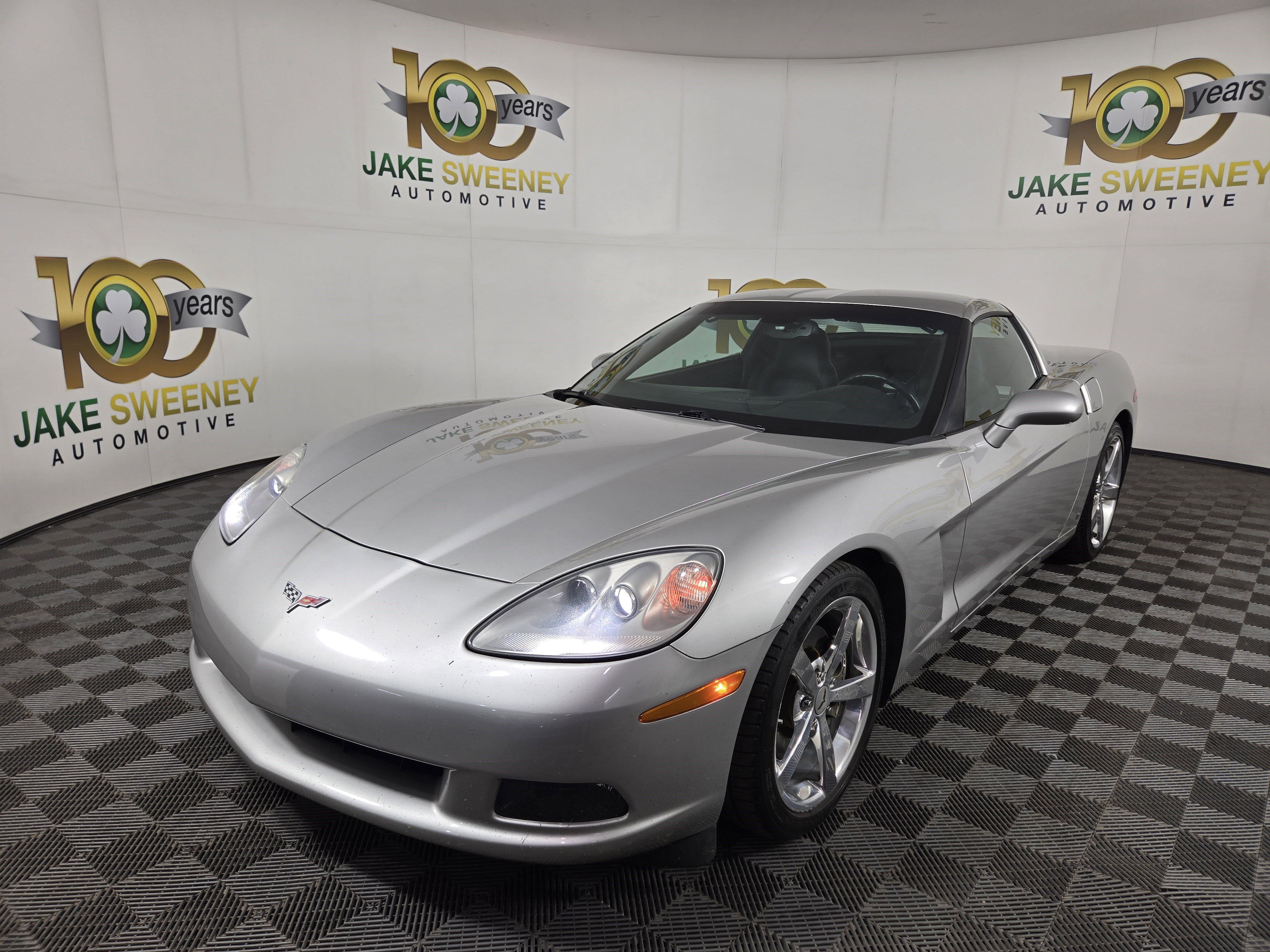 Used 2008 Chevrolet Corvette Coupe image 3