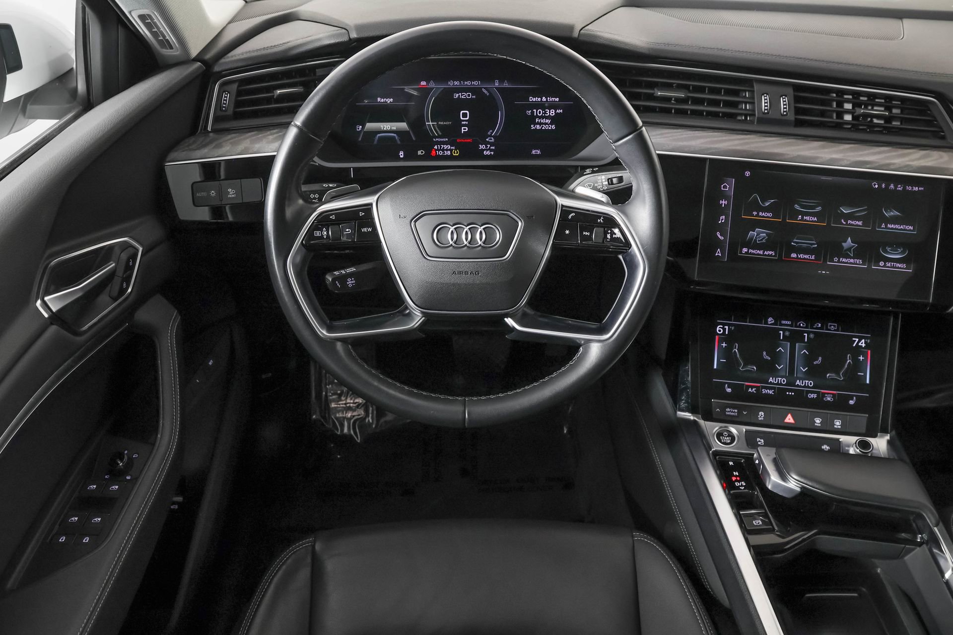 Used 2021 Audi e-tron Premium AWD/4WD image 40