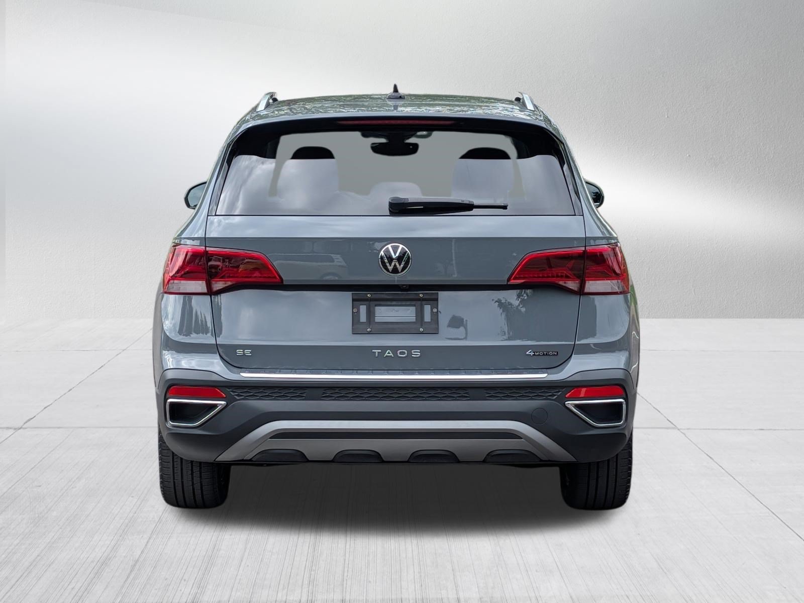 Used 2022 Volkswagen Taos SE w/ Driver Assistance Package AWD/4WD image 6