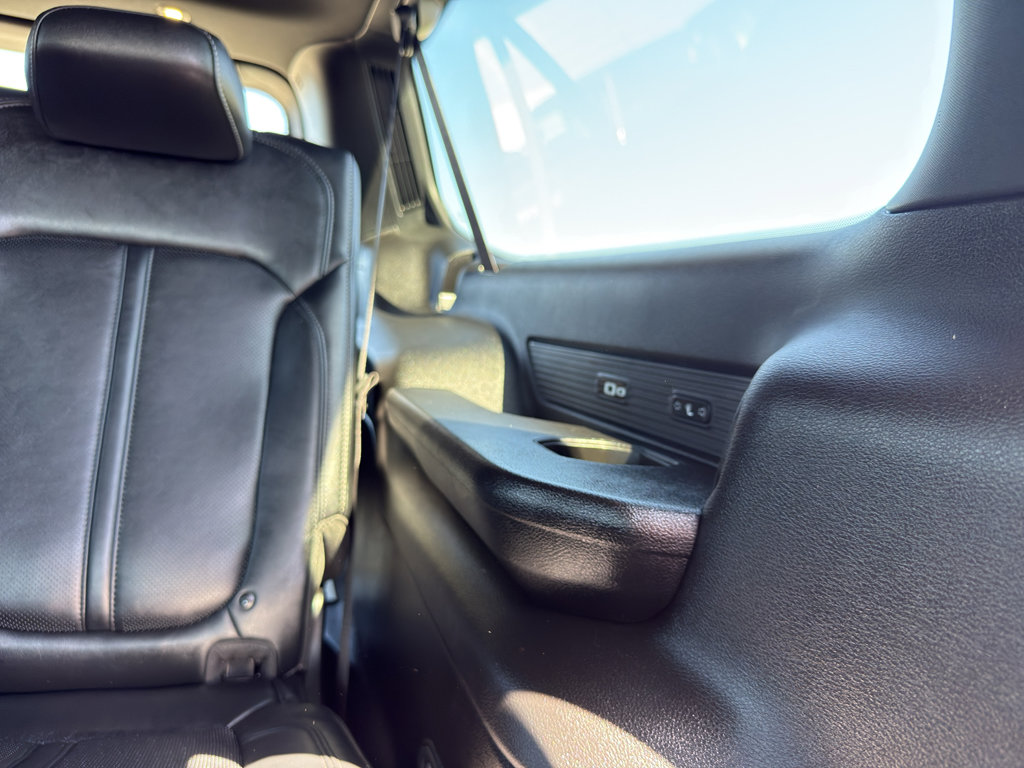 Used 2025 Jeep Wagoneer L Series II w/ Convenience Group I AWD/4WD image 34