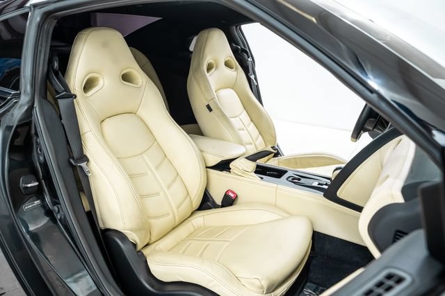Used 2015 Nissan GT-R Premium AWD/4WD image 25