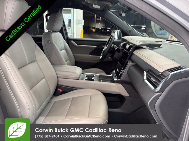 Certified 2026 GMC Acadia Elevation w/ Elevation Premium Package AWD/4WD image 36
