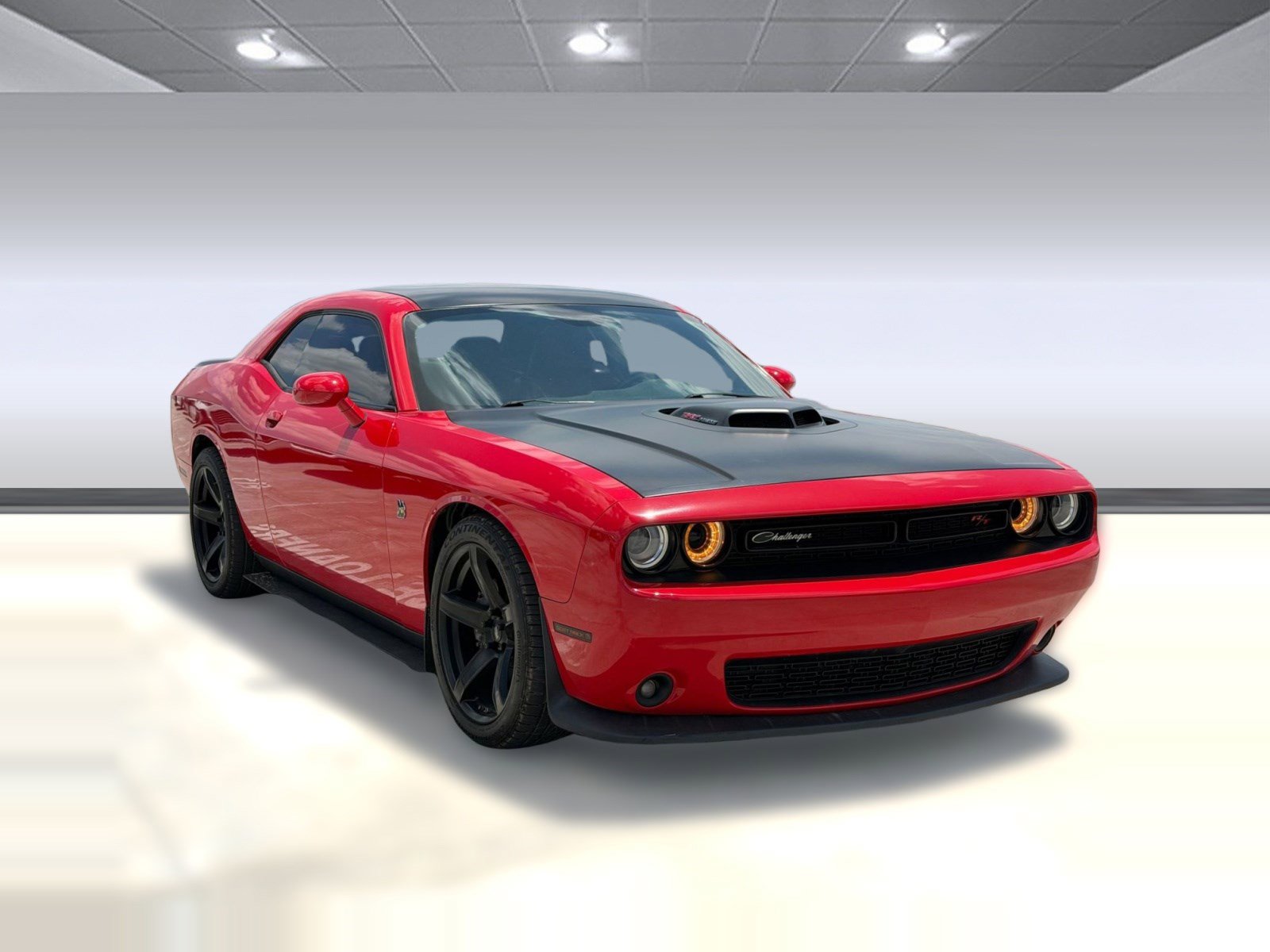Used 2016 Dodge Challenger R/T Scat Pack RWD image 7