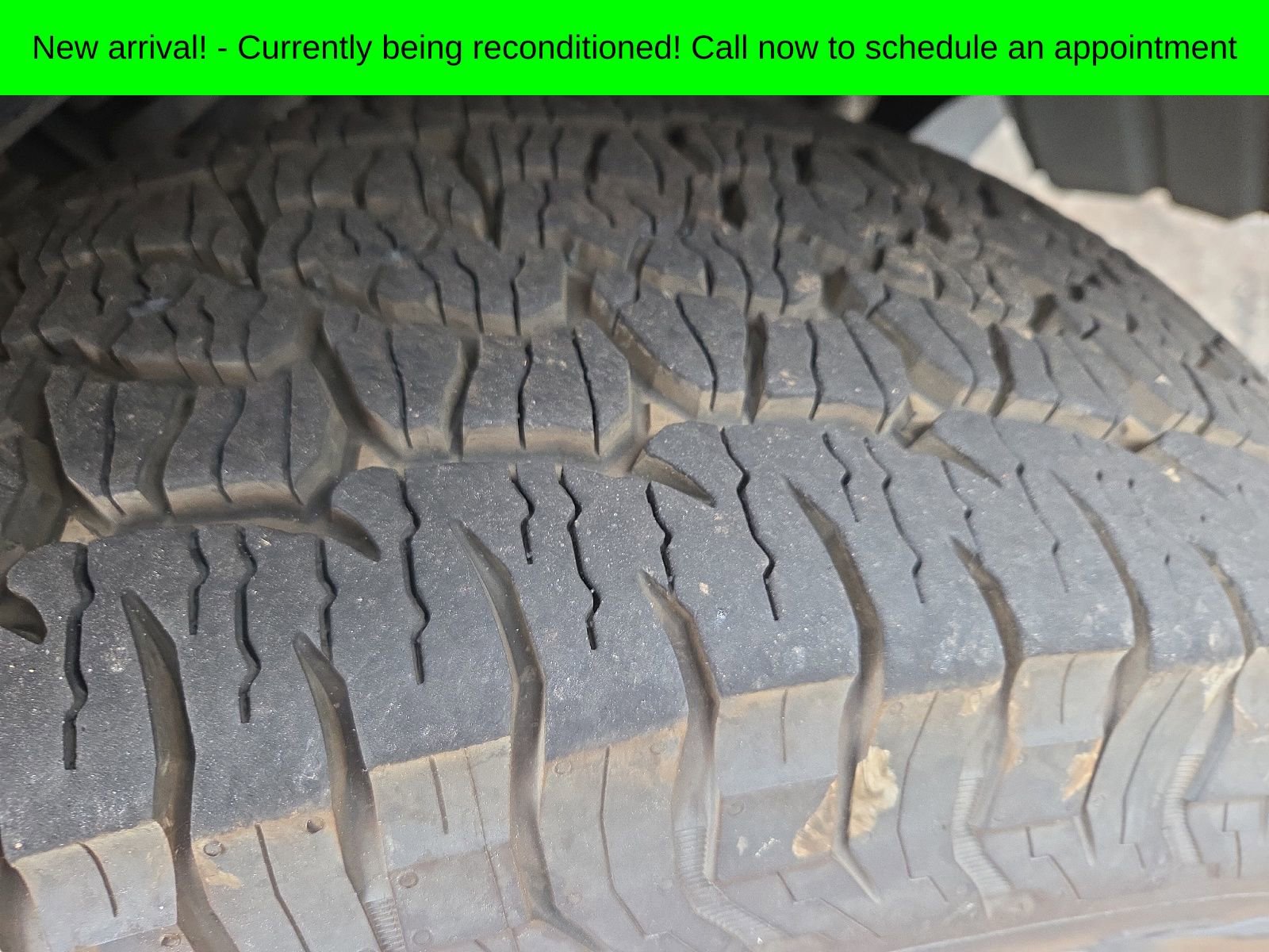 Used 2018 Toyota 4Runner SR5 AWD/4WD image 12