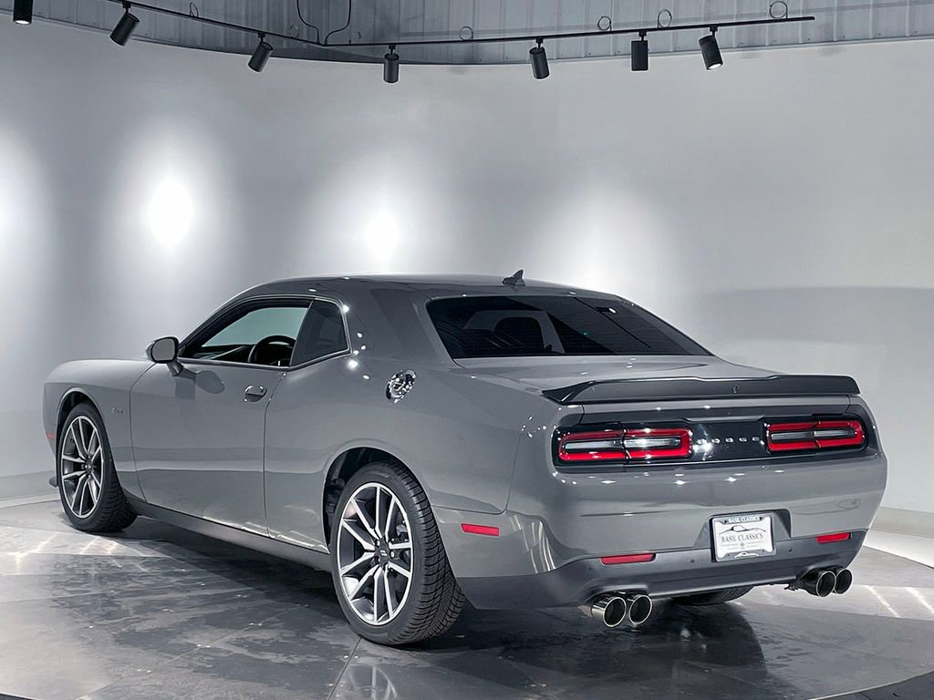 Used 2023 Dodge Challenger R/T image 7