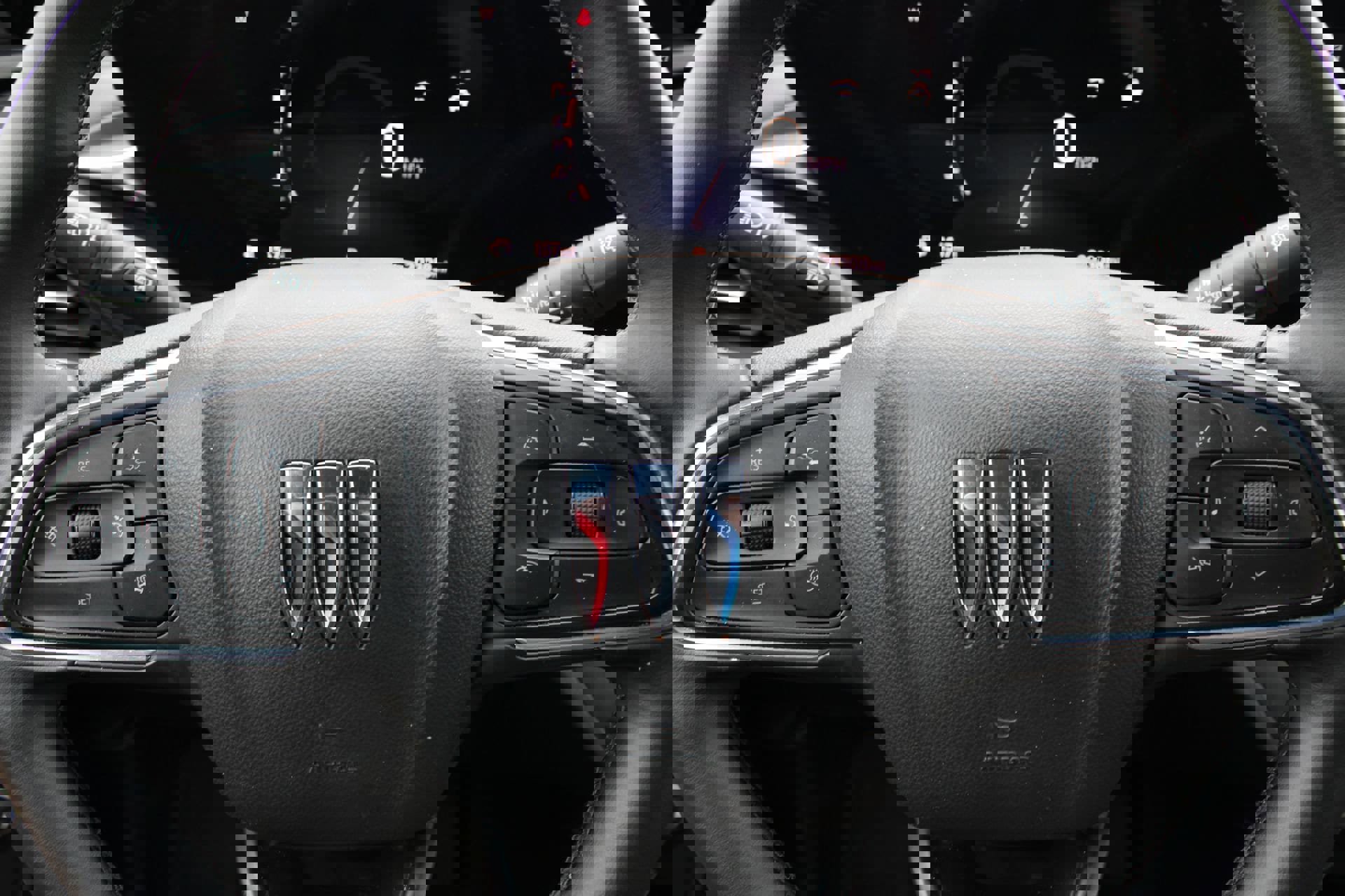 Used 2024 Buick Envista Preferred w/ Convenience I Package image 24