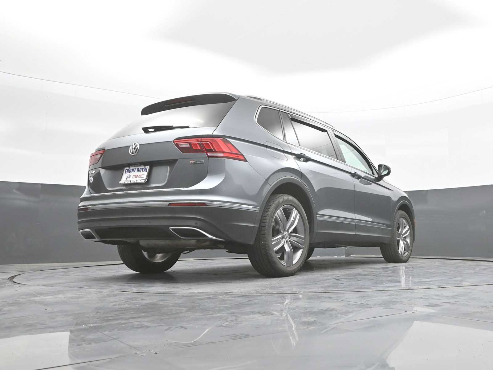 Used 2021 Volkswagen Tiguan SEL AWD/4WD image 42