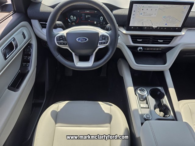 New 2026 Ford Explorer Active w/ Active Comfort Package AWD/4WD image 10